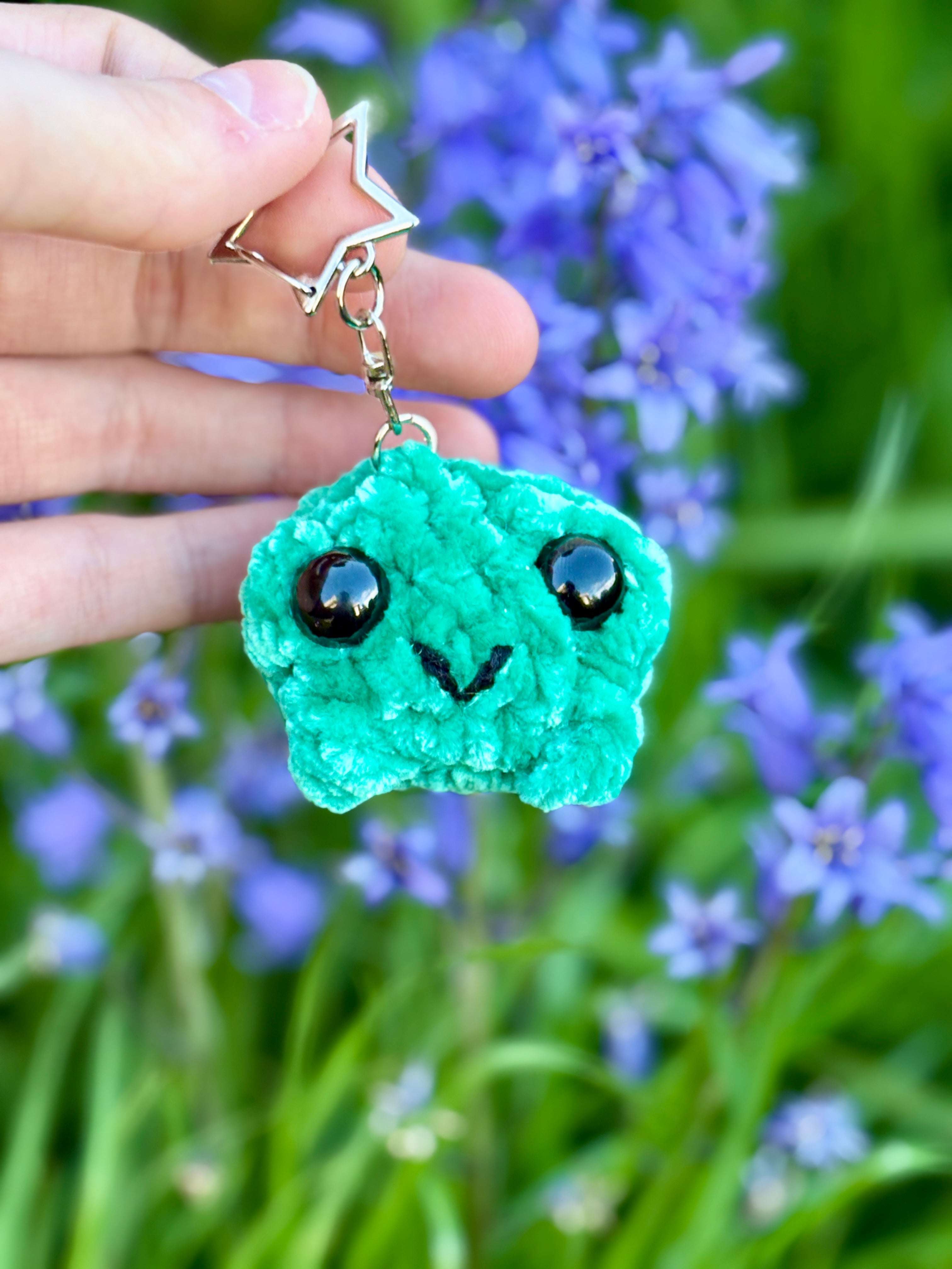 Crochet Frog (With Keychain)