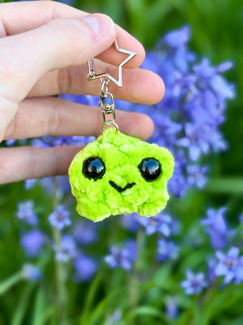 Crochet Frog (With Keychain)